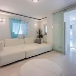 In 45902